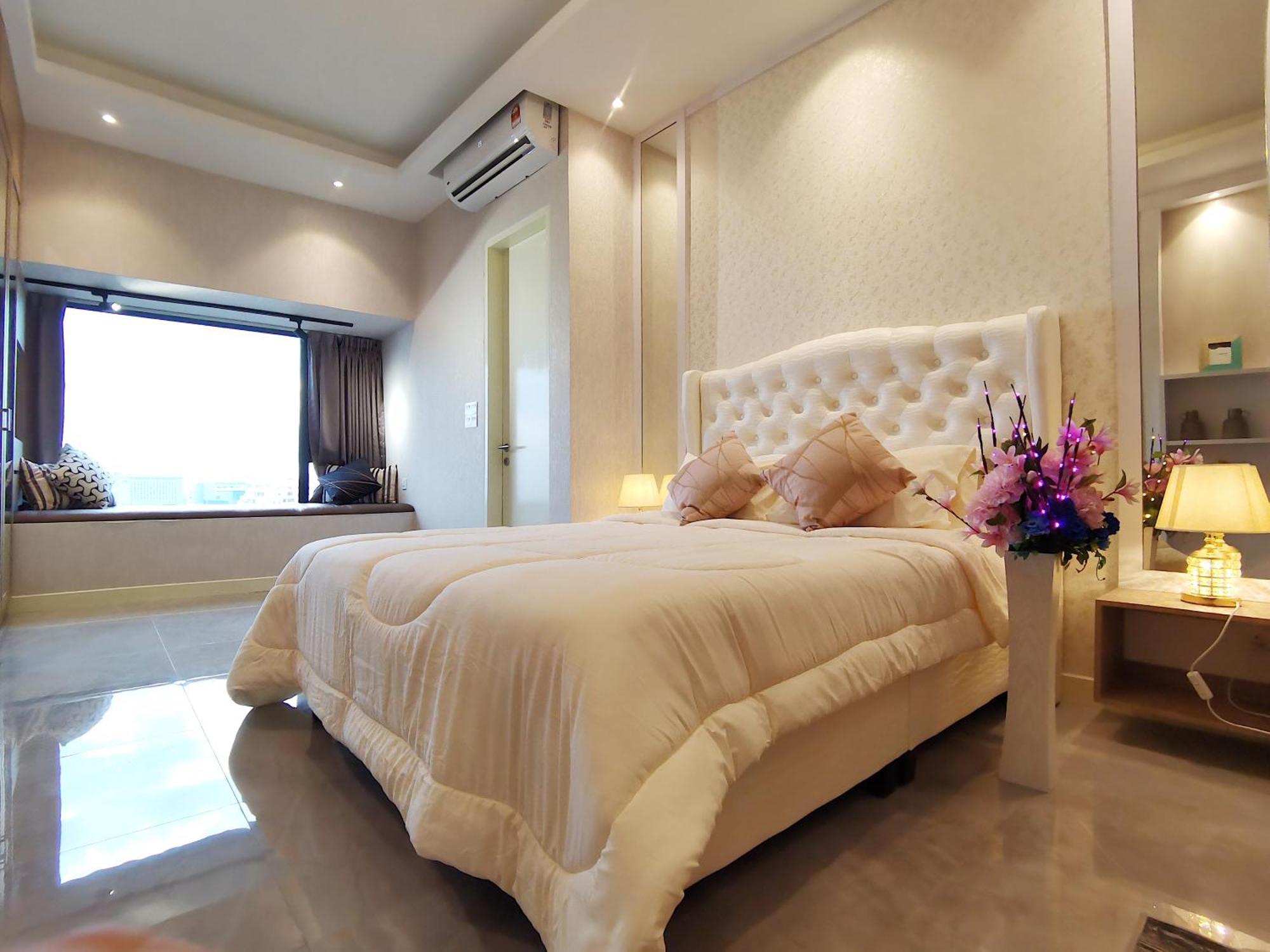 Attic Imperio & Jonker Malacca