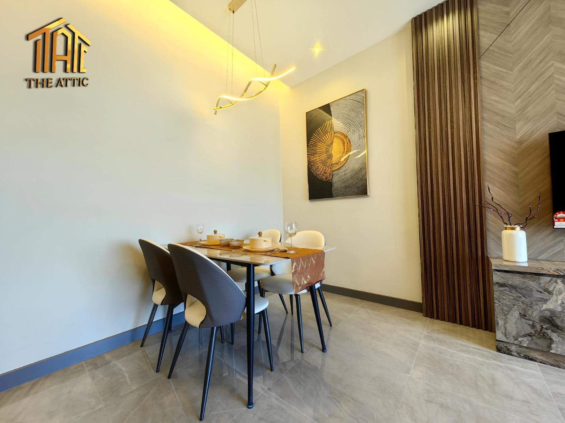 Attic Imperio & Jonker Apartment *