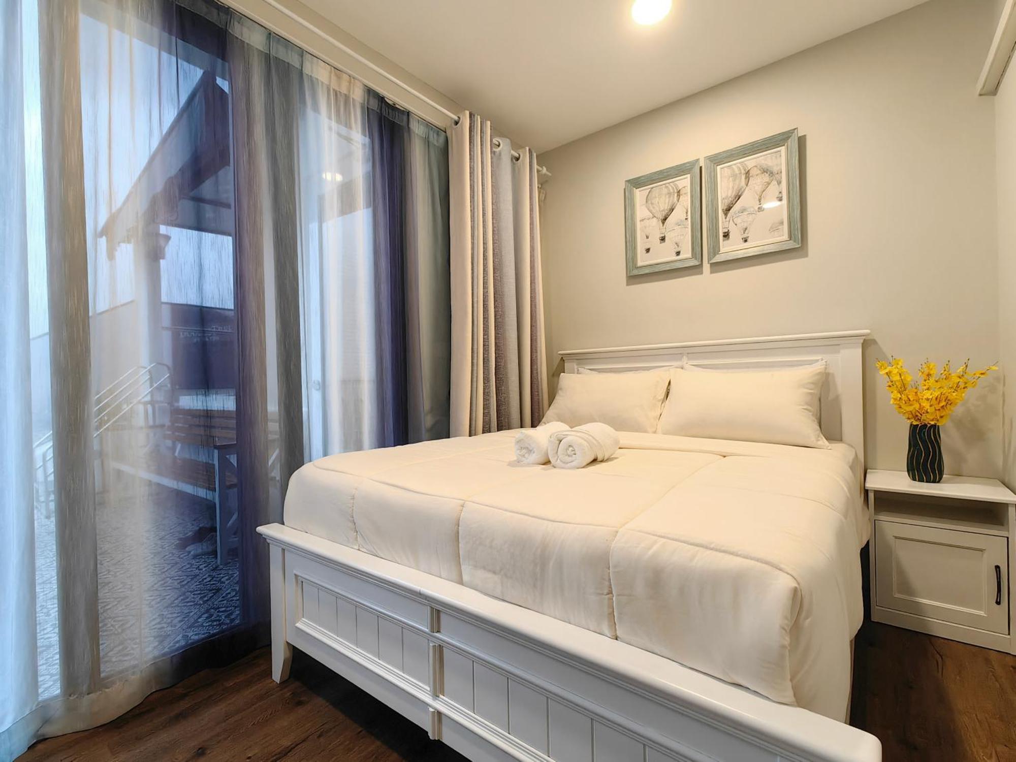 Attic Imperio & Jonker *